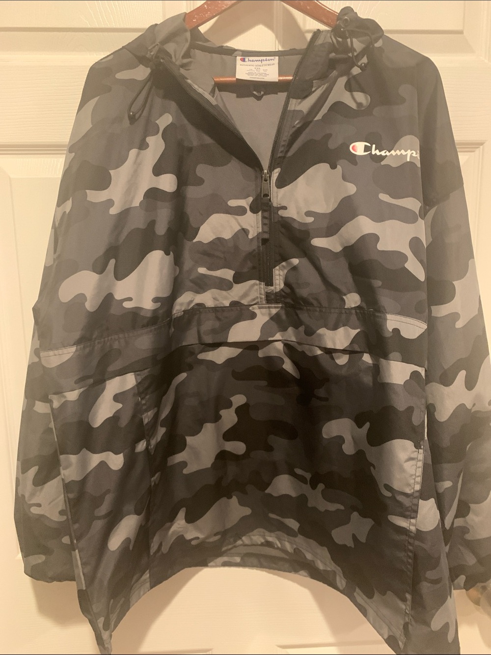 Champion Gray & Black Camo Windbreaker Pullover Jacket